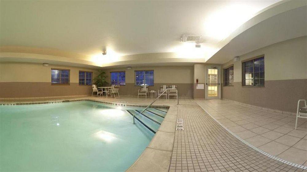 Candlewood Suites Fort Wayne - Nw By Ihg Buitenkant foto