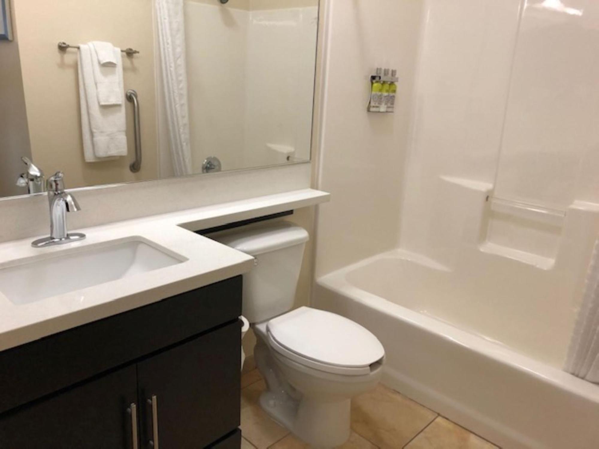 Candlewood Suites Fort Wayne - Nw By Ihg Buitenkant foto